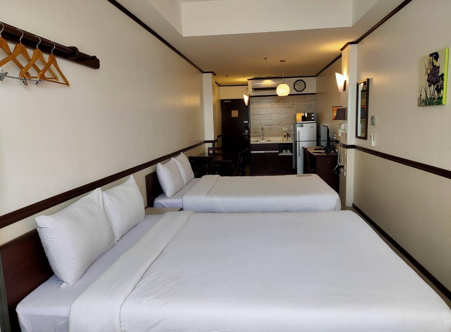 Toyoko Inn Cebu Bagian luar foto