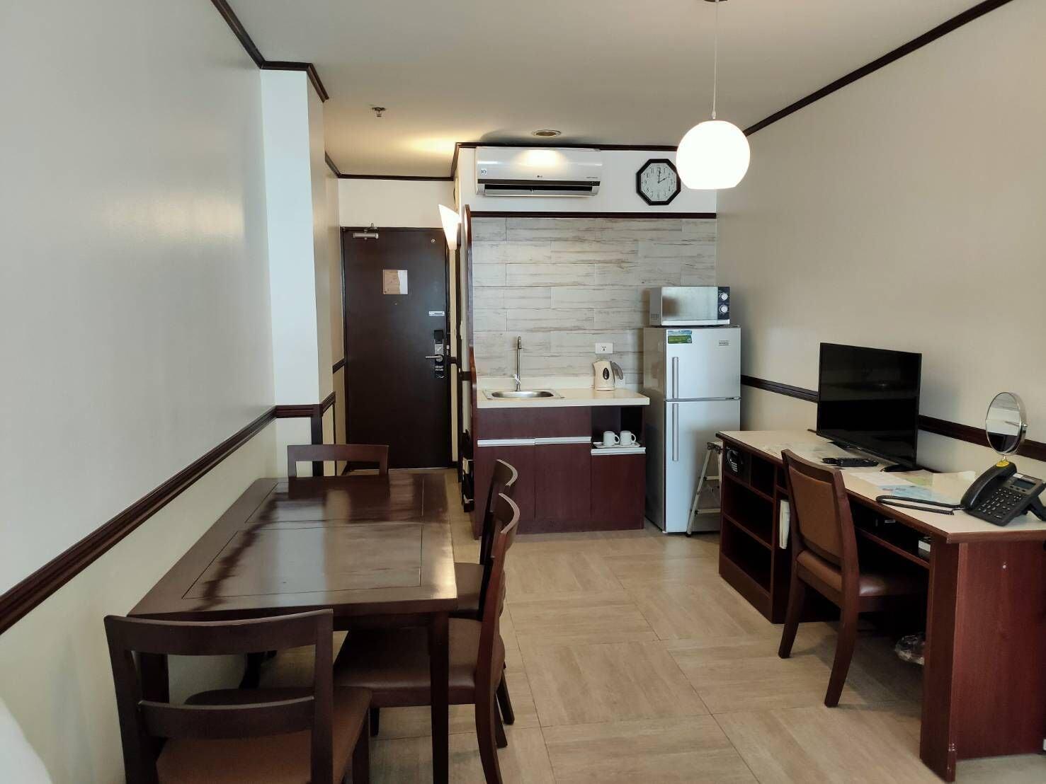 Toyoko Inn Cebu Bagian luar foto