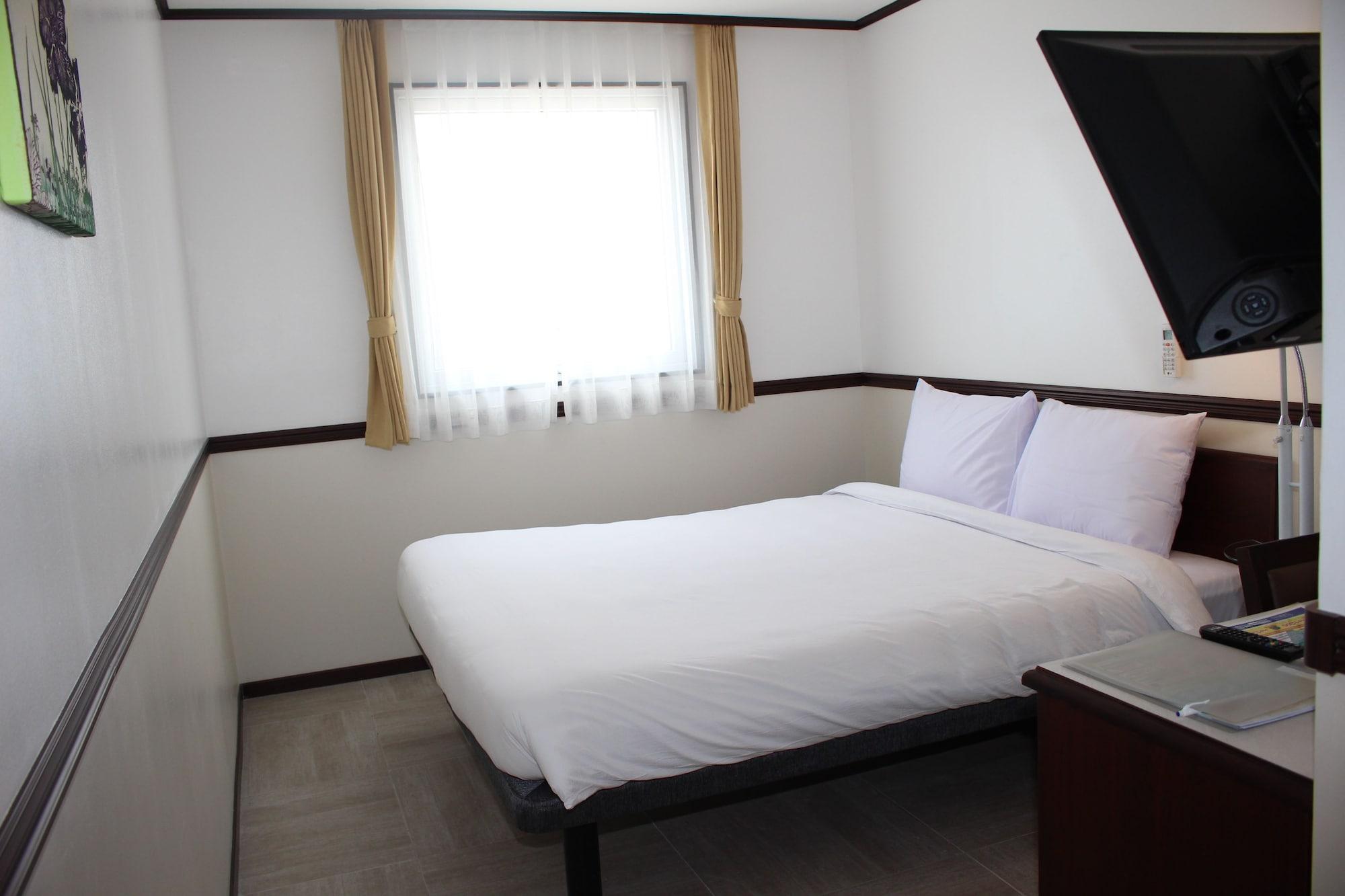 Toyoko Inn Cebu Bagian luar foto