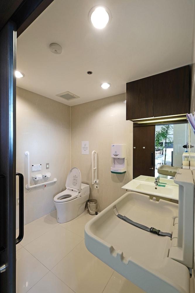 Toyoko Inn Cebu Bagian luar foto