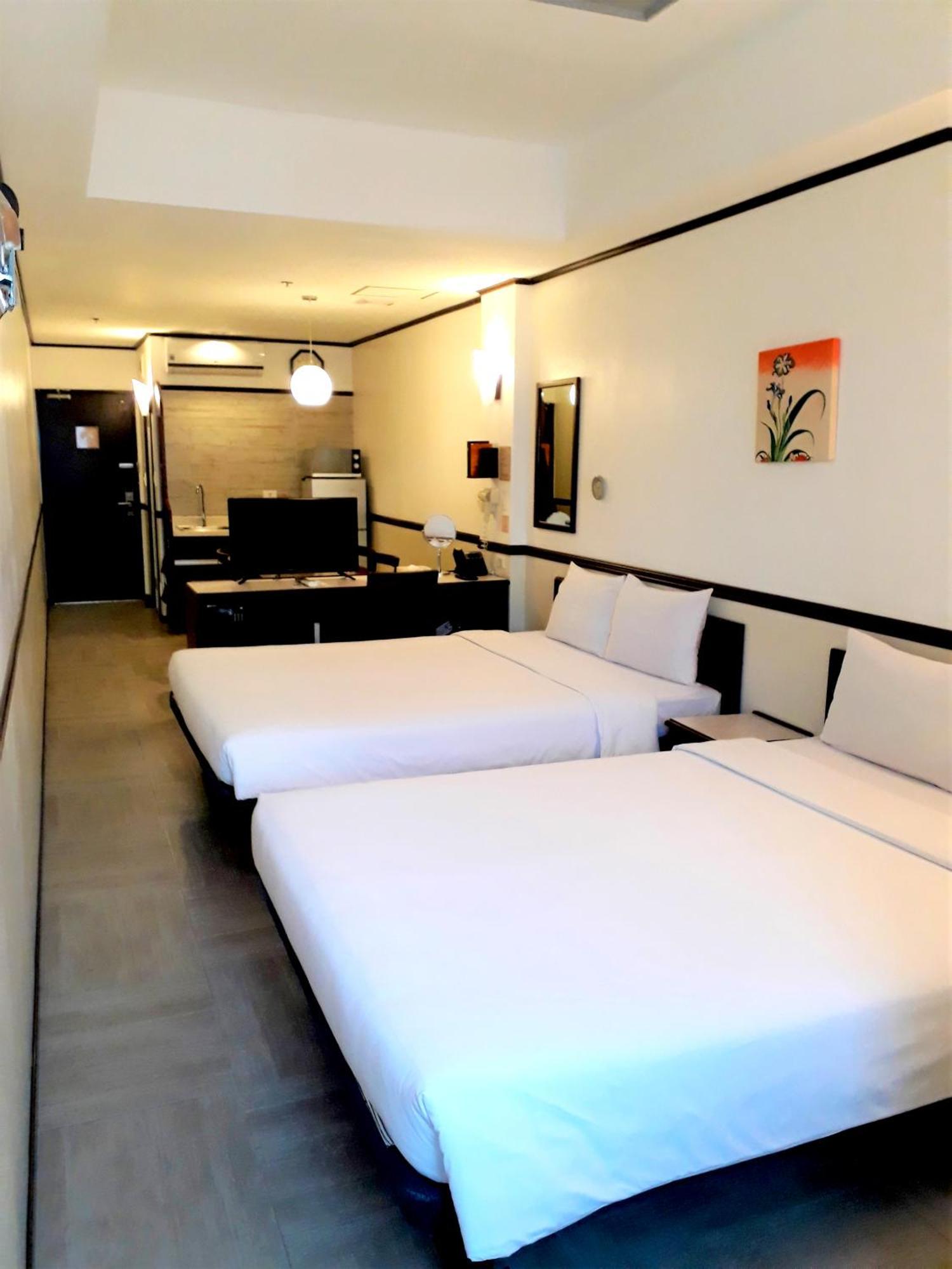 Toyoko Inn Cebu Bagian luar foto
