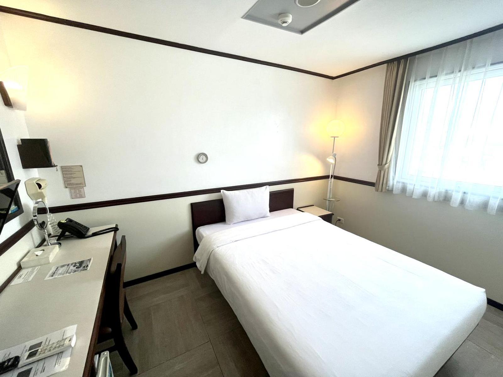 Toyoko Inn Cebu Bagian luar foto
