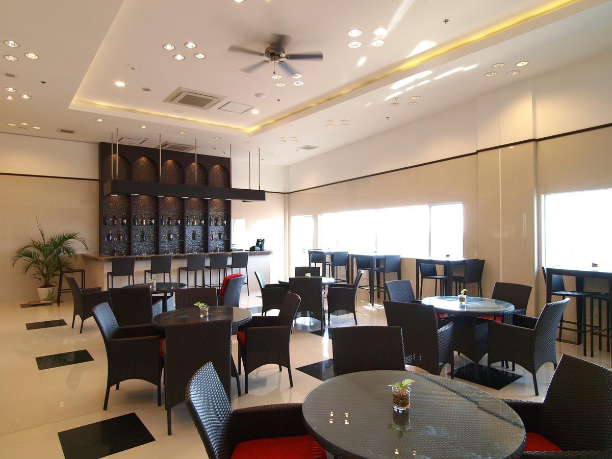 Toyoko Inn Cebu Bagian luar foto